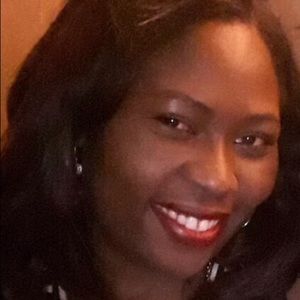 Meet your Posher, Sharay